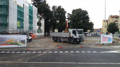 Lavori in piazza Isolotto