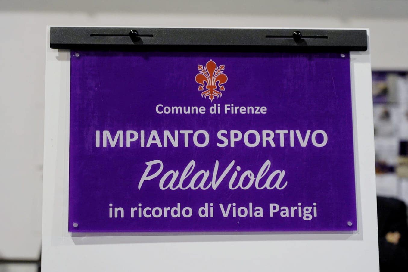 Intitolato a Viola Parigi il Palarotelle di via Lunga 2