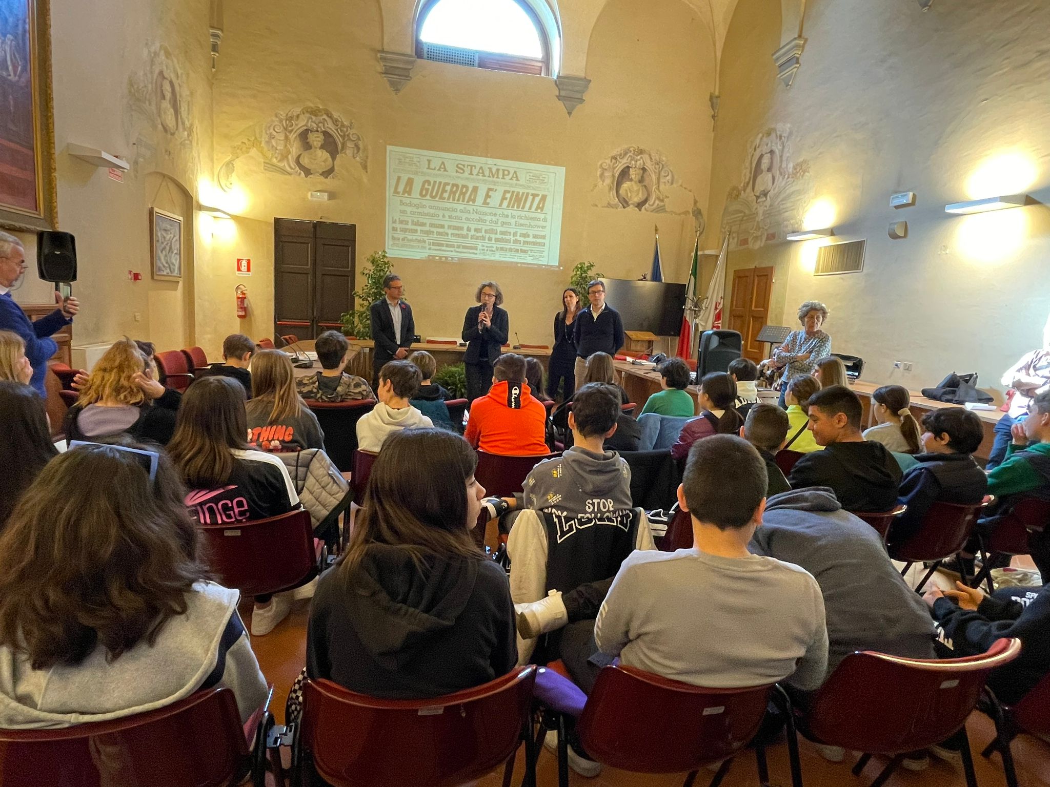 Aprile Resistente in Sala Consiliare 2